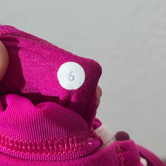 Lululemon Athletica Fuchsia Tank Top - Picture 4 of 5